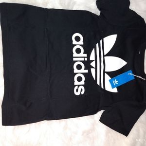 ✨Adidas T-shirt NWT✨